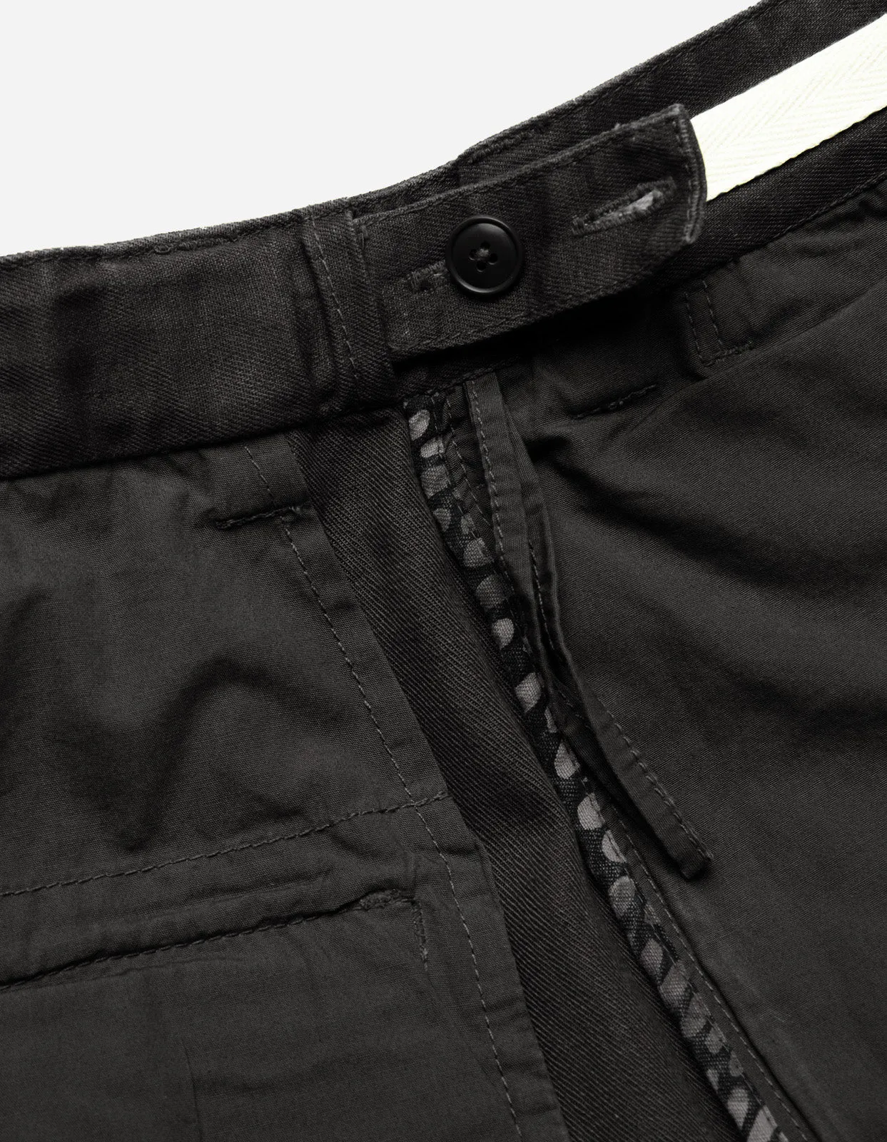 5083 Loose Chino Black