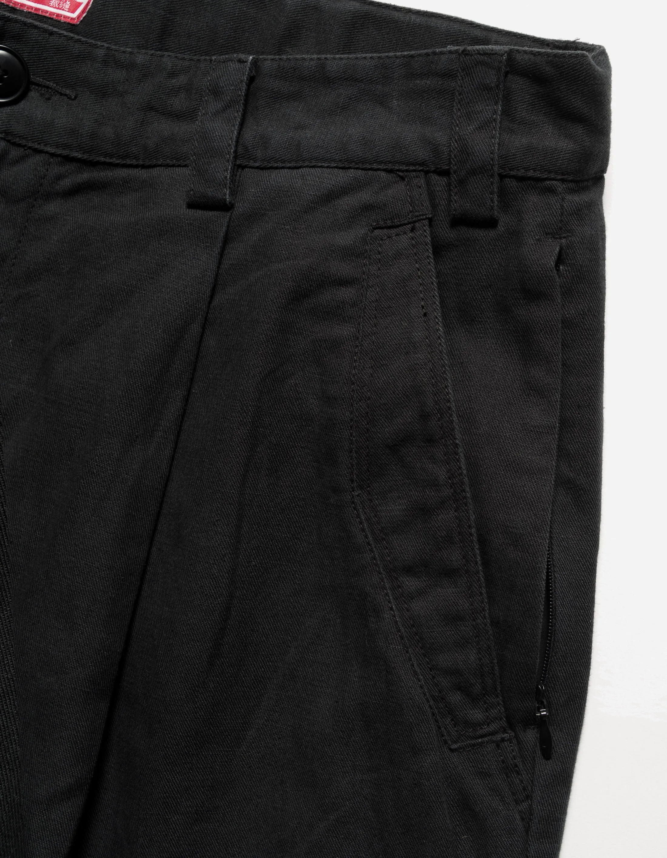 5083 Loose Chino Black