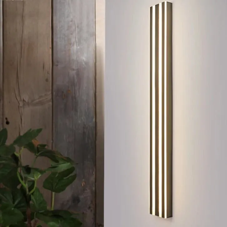 Ashil Wall Lamp