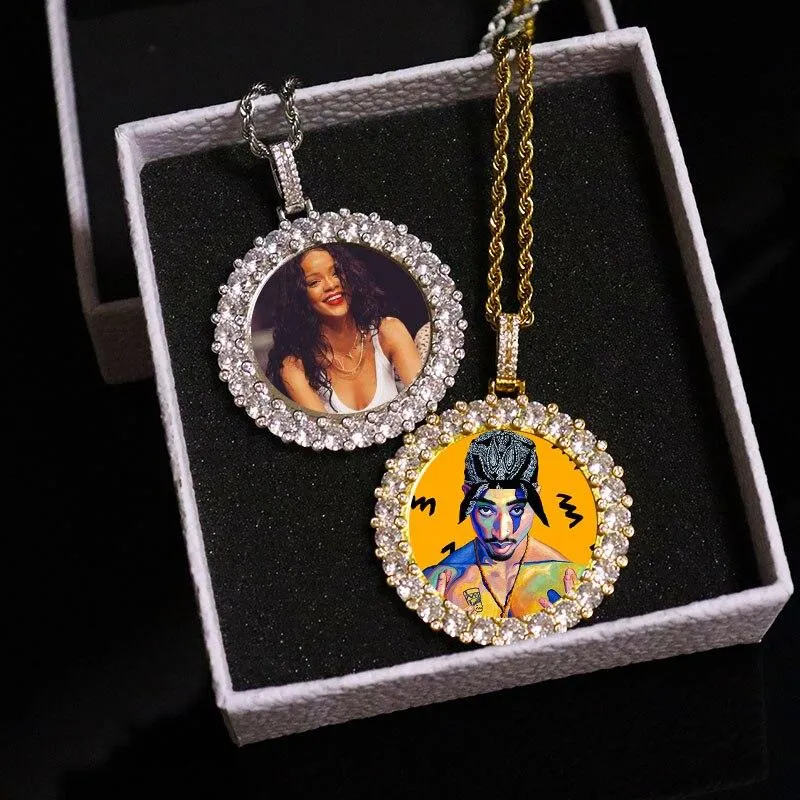 Diamond Circle Pendant With Picture