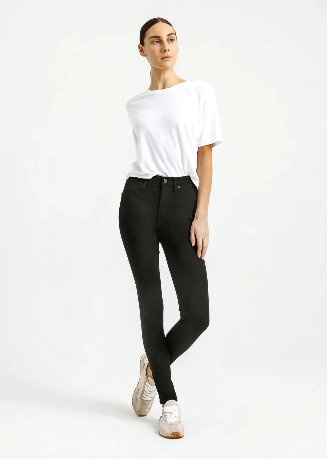 Duer Four Way Flex Highrise Skinny - Women's