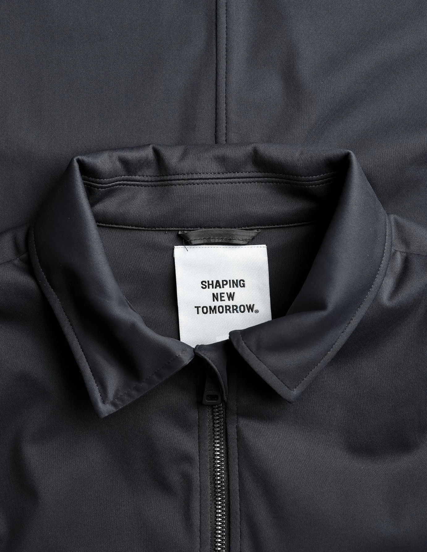 Elements Jacket Black