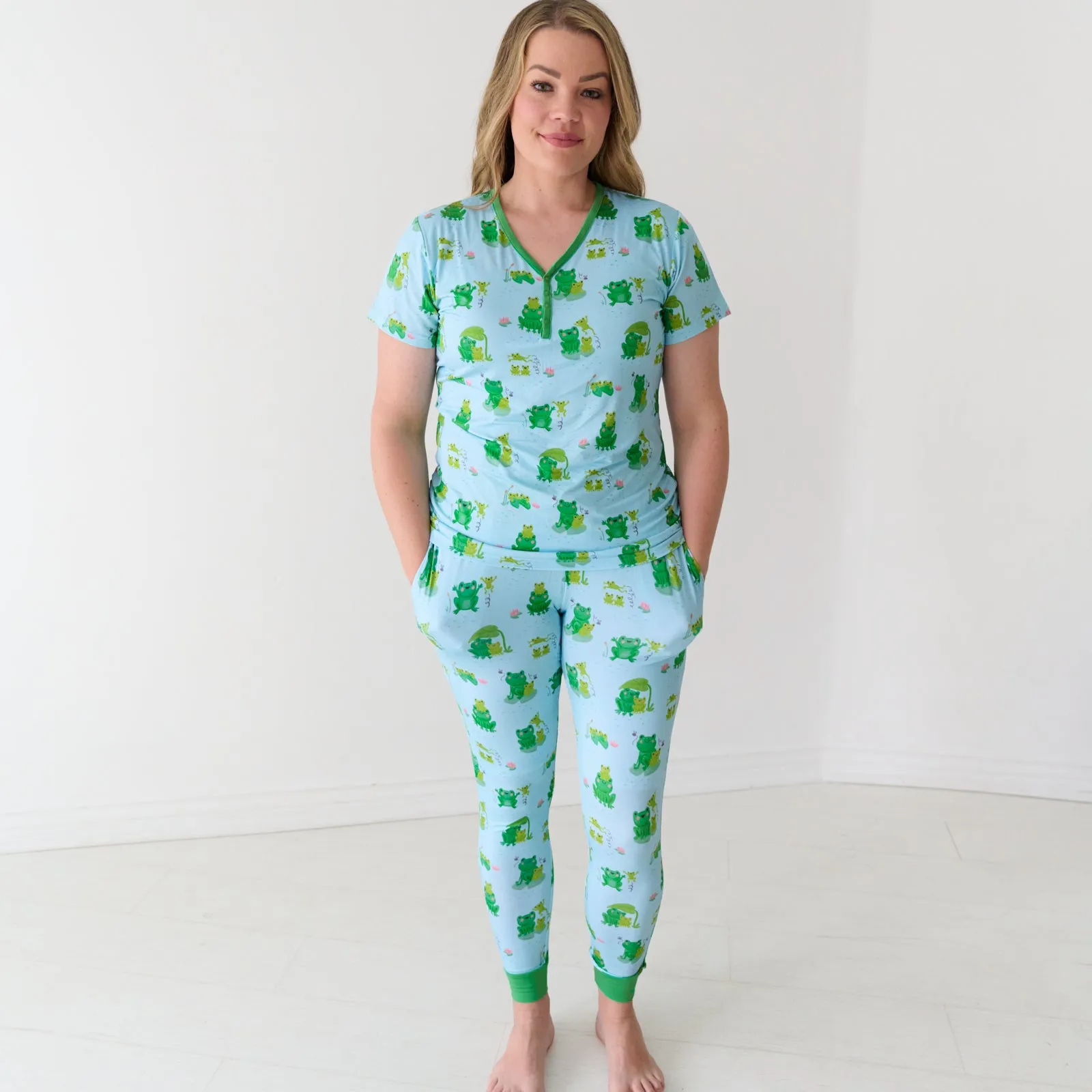 Leaping Love Women's Short Sleeve Pajama Top