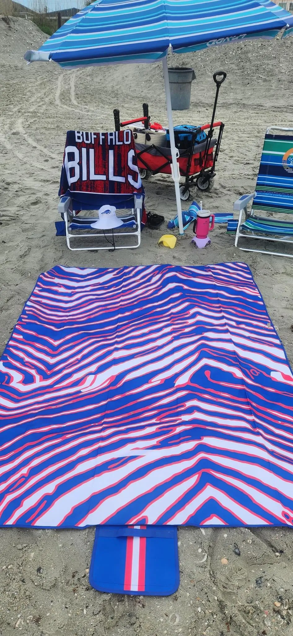 Mafia Stripes - Fold Up Waterproof 80" x 60" Picnic blanket mat