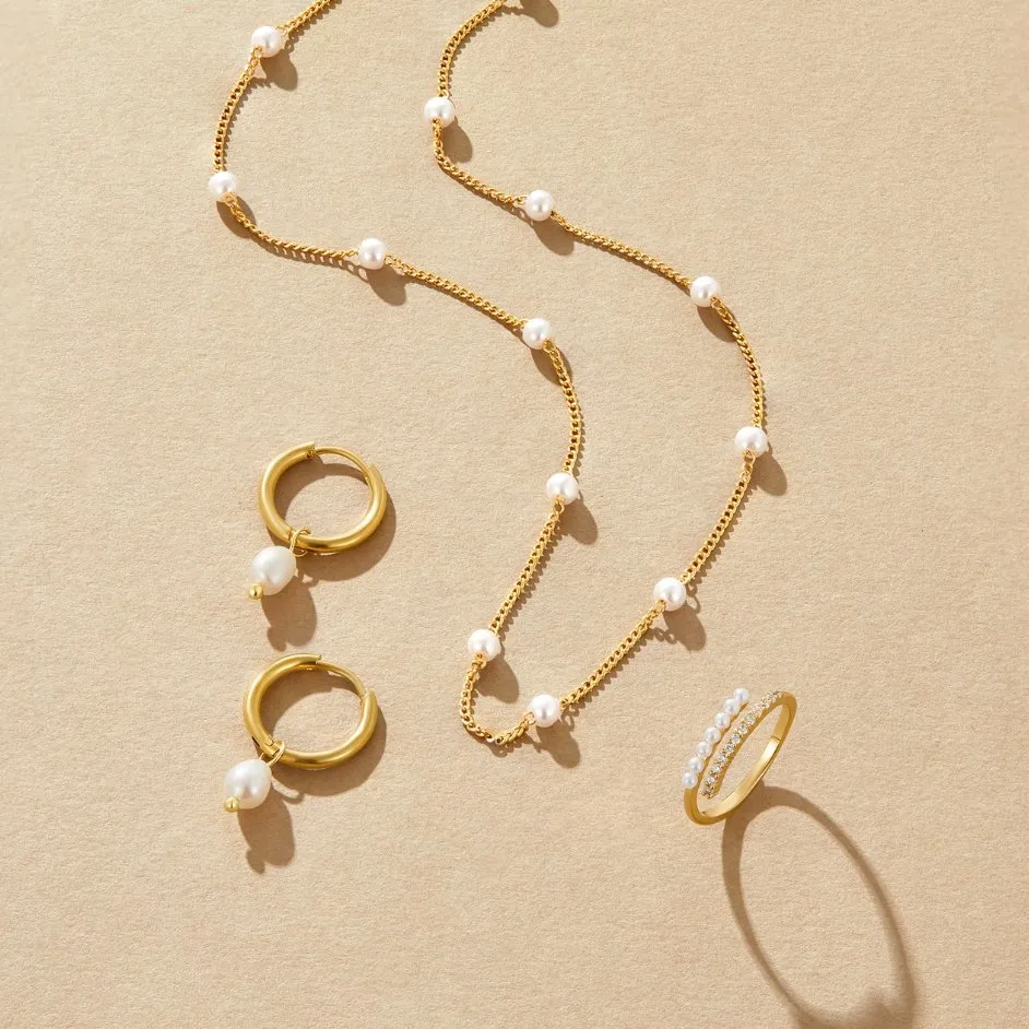 Nura Pearl 18K Gold Necklace