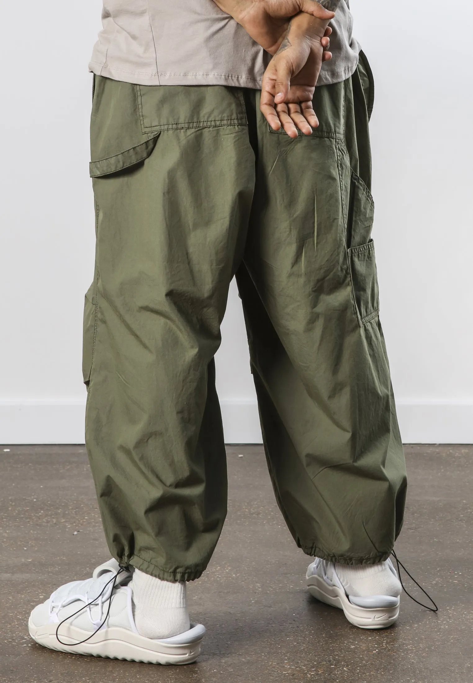 PARACHUTE PANTS KHAKI