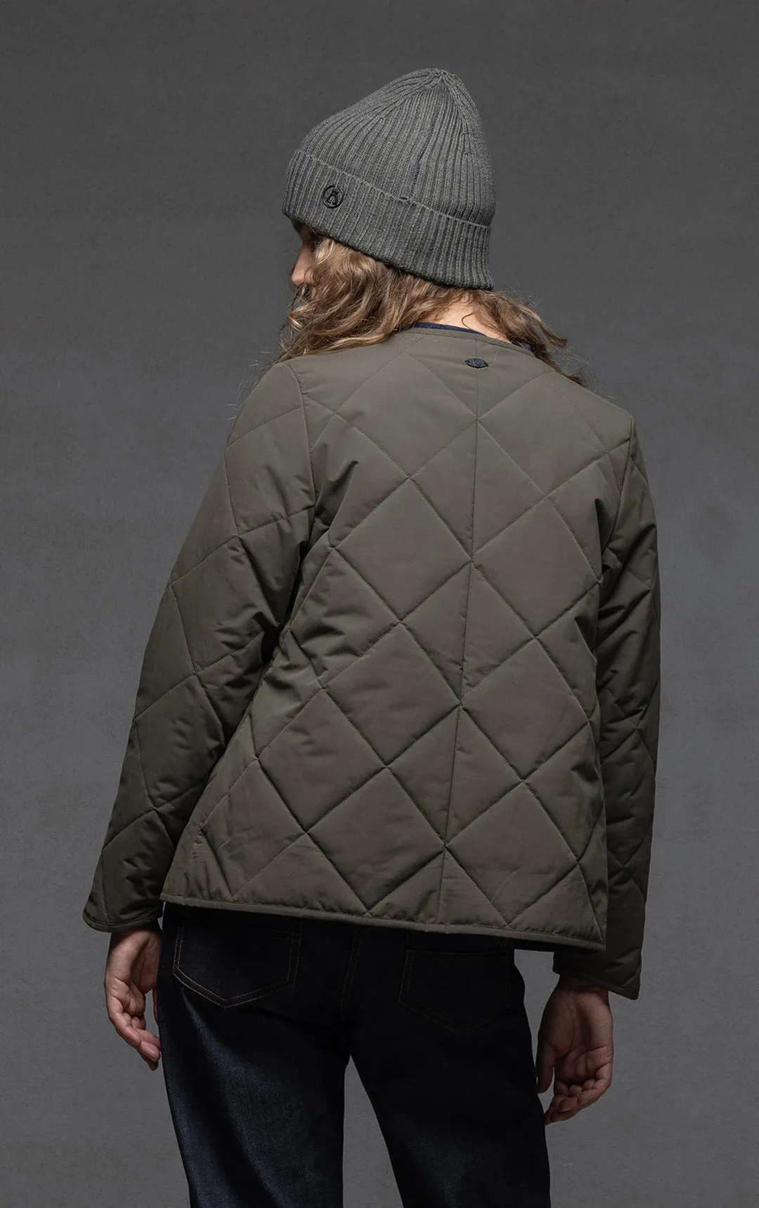 QUILTED PRIMALOFT CROPPED JACKET