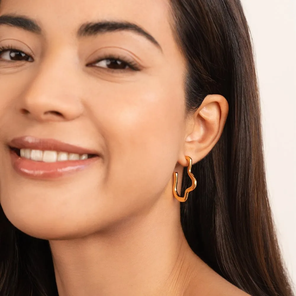 Tara Wave Hoop Earrings